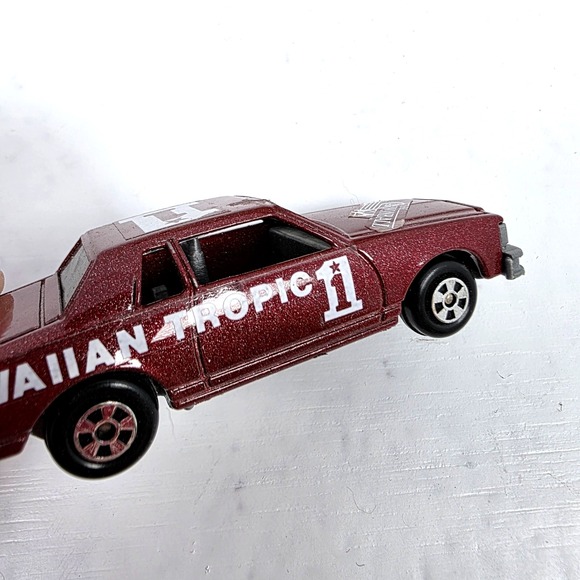 Vtg Ertl The Cannonball Run 1981 Chevrolet Hawaiian Tropic Stock Car OPEN BOX - Picture 4 of 9